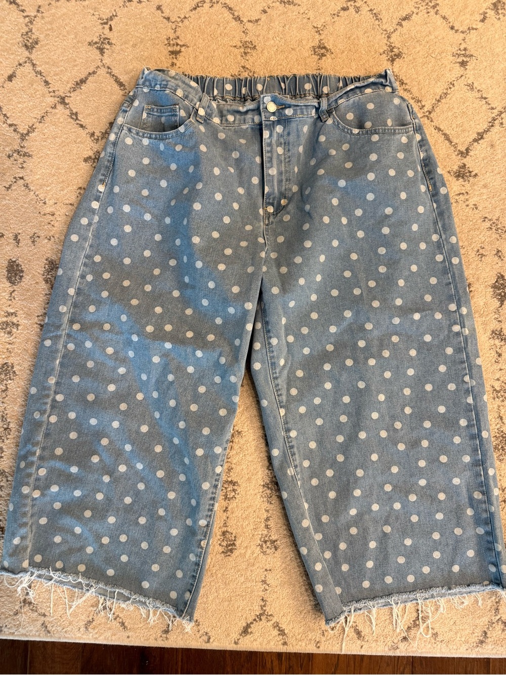 Polka Dot Wide-Leg Crop Jeans - Light Blue